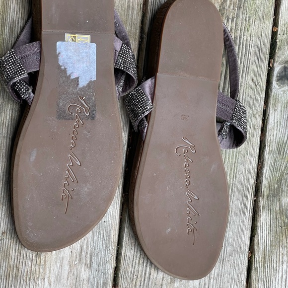 Cork based toe strap sandals. Very comfortable. - Picture 4 of 7